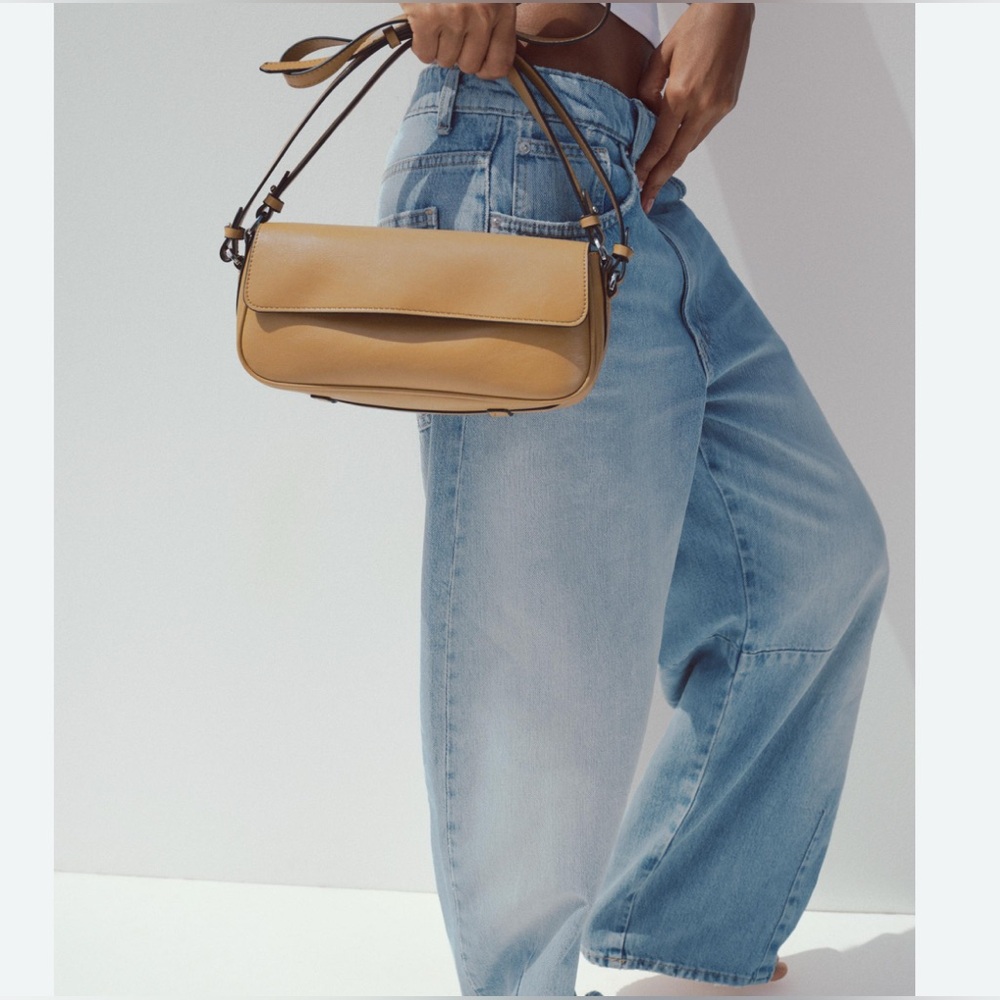 Elegant Tan Women's Bag